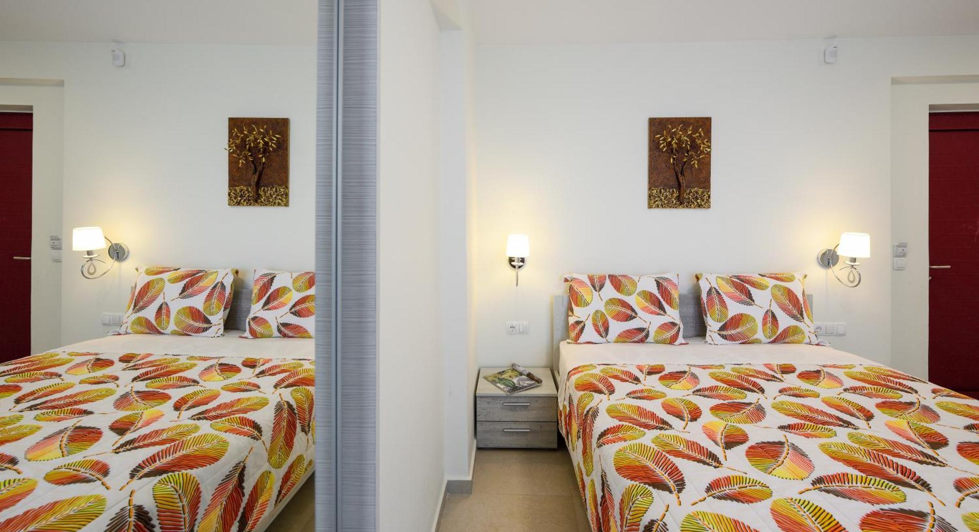 נאה פוטידאה Elpiniki Luxury Rooms מראה חיצוני תמונה