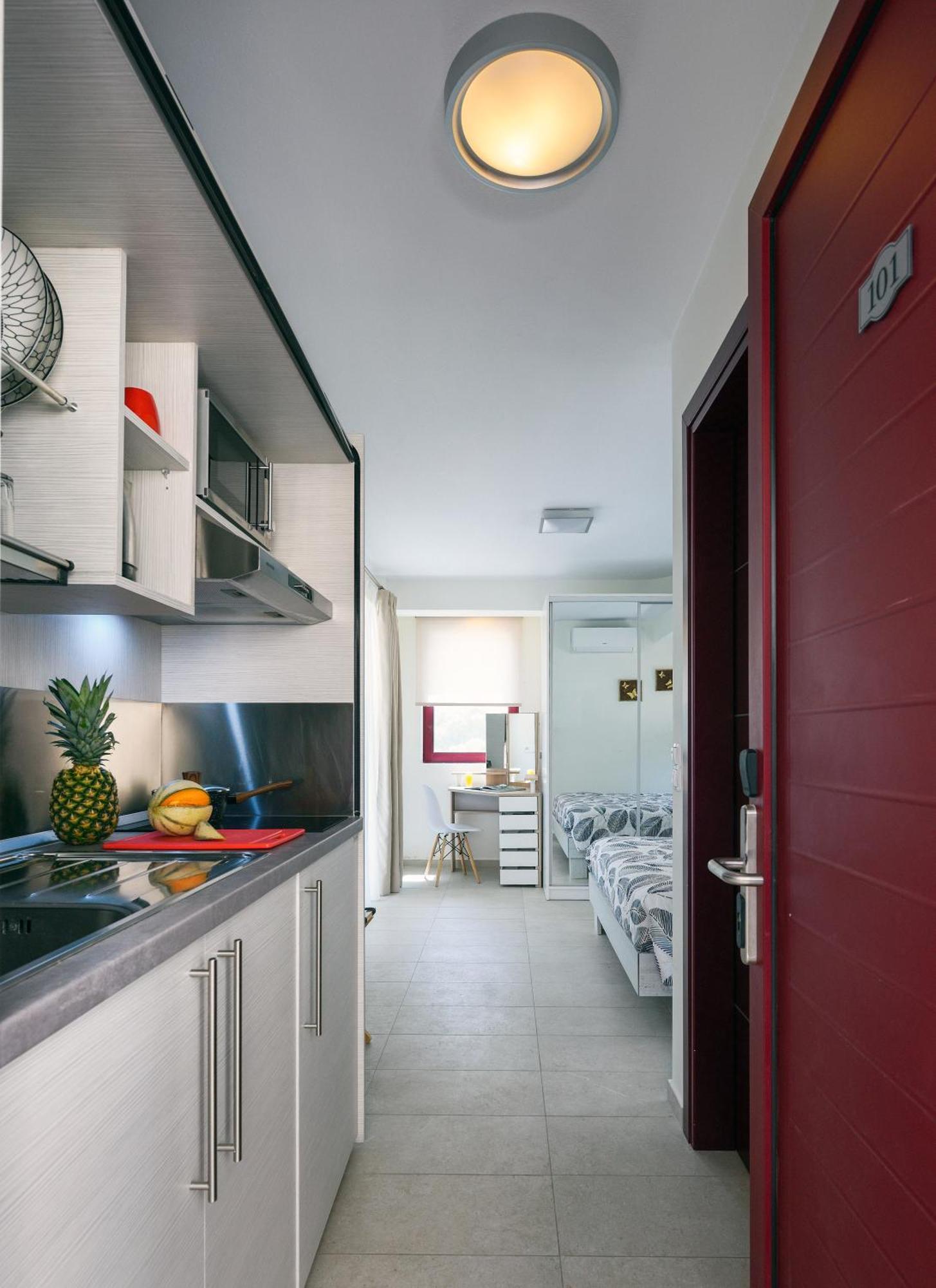 נאה פוטידאה Elpiniki Luxury Rooms מראה חיצוני תמונה